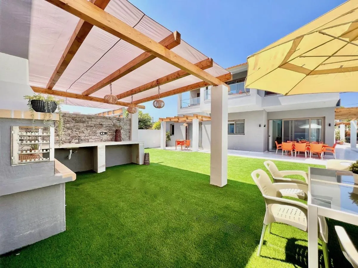 *** Hotel Villa Cielo Tourlos Greece